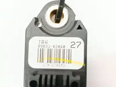 Peça sobressalente para automóvel em segunda mão sensor por toyota auris sol referências oem iam 8983102060  