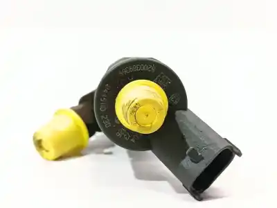 Автозапчастина б/у ИНЖЕКТОР для RENAULT SCENIC II  Посилання на OEM IAM 8200389369  