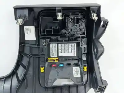 Peça sobressalente para automóvel em segunda mão moldagem por renault megane iv berlina referências oem iam 689216648r