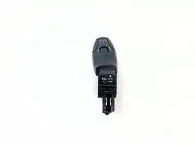 Peça sobressalente para automóvel em segunda mão  por PEUGEOT 208  Referências OEM IAM 96637157XT  