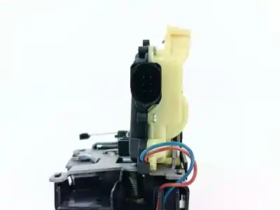 Pezzo di ricambio per auto di seconda mano serratura porta posteriore destra per skoda superb i (3u4) 1.9 tdi riferimenti oem iam y3b4839016al  