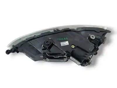 Second-hand car spare part right headlight for seat leon (5f1) 1.6 tdi oem iam references 5f1941006