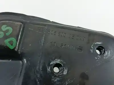 Second-hand car spare part right headlight support for seat leon (5f1) 1.6 tdi oem iam references 5f0823301a