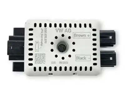 Second-hand car spare part antenna amplifier for seat leon (5f1) 1.6 tdi oem iam references 5q0035570