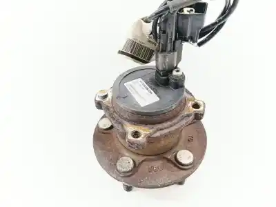 Peça sobressalente para automóvel em segunda mão cubo por volvo c30 1.6 d referências oem iam 31340686  