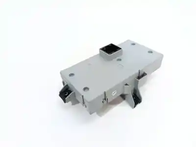 Second-hand car spare part fuse box unit for fiat stilo (192) 1.9 jtd / 1.9 jtd 115 active oem iam references 46797611