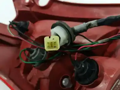 Автозапчастина б/у правий ліхтар для suzuki swift iii (mz, ez) 1.3 ddis (rs 413d) посилання на oem iam p4476r  