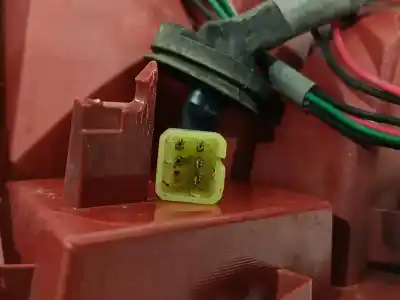 Piesă de schimb auto la mâna a doua Lampã Spate Stânga pentru SUZUKI SWIFT III (MZ, EZ) 1.3 DDiS (RS 413D) Referințe OEM IAM P4476L  