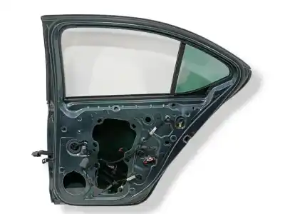 Peça sobressalente para automóvel em segunda mão porta do automóvel traseira direita por skoda octavia lim. (5e3) active referências oem iam 5e6833052