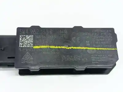 Peça sobressalente para automóvel em segunda mão antena por skoda octavia lim. (5e3) active referências oem iam 5wa962133b  