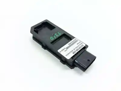 Second-hand car spare part ANTENNA for SKODA OCTAVIA LIM. (5E3) Active OEM IAM references 5WA962133B  