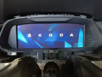 Peça sobressalente para automóvel em segunda mão quadrante por skoda octavia lim. (5e3) active referências oem iam 5e3920770a  