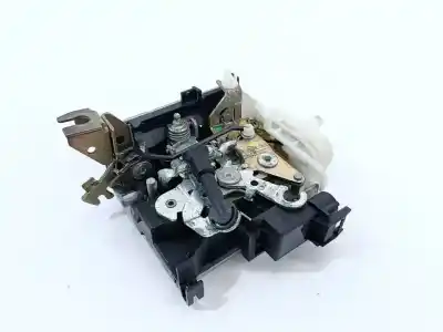 Peça sobressalente para automóvel em segunda mão fechadura da porta dianteira esquerda por audi a3 (8l1) 1.9 tdi referências oem iam 8l1837015a  