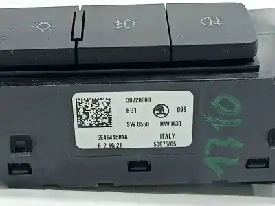 Peça sobressalente para automóvel em segunda mão Comutador De Luzes por SKODA OCTAVIA LIM. (5E3) Active Referências OEM IAM 5E4941501A  