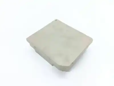 Second-hand car spare part fuse box unit for renault clio iii confort dynamique oem iam references 674661c  