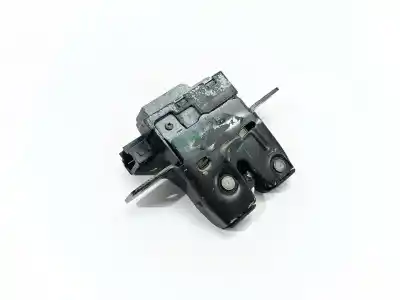 Second-hand car spare part trunk lock for renault clio iii confort dynamique oem iam references 8200947699  
