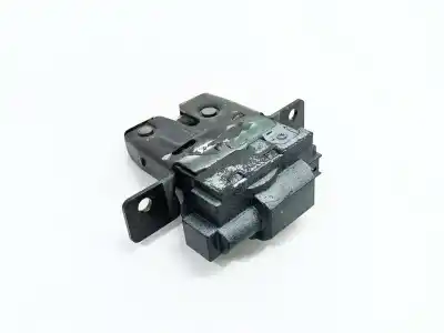 Second-hand car spare part trunk lock for renault clio iii confort dynamique oem iam references 8200947699  
