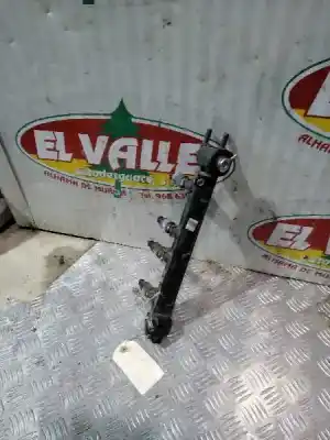 Pezzo di ricambio per auto di seconda mano rampa iniettori per renault trafic ii caja/chasis 2.0 (el0a) riferimenti oem iam 8200378703  