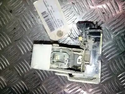 Second-hand car spare part left front door lock for renault megane i scenic ja renault oem iam references   