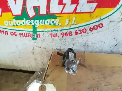 Recambio de automóvil de segunda mano de SENSOR PRESION para OPEL VIVARO  referencias OEM IAM 281002593  