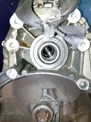 Peça sobressalente para automóvel em segunda mão caixa de velocidades por opel vectra c (z02) 1.9 cdti (f69) referências oem iam f40  