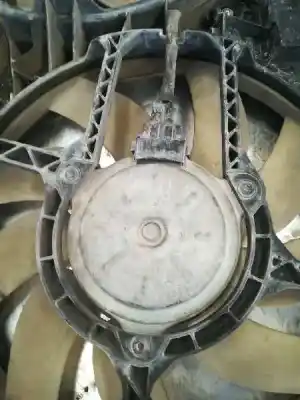 Pezzo di ricambio per auto di seconda mano elettroventola radiatore aria condizionata per opel vectra c (z02) 1.9 cdti (f69) riferimenti oem iam   