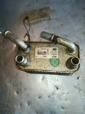 Pièce détachée automobile d'occasion REFROIDISSEUR RADIATEUR D'HUILE DU MOTEUR POUR VOITURE pour LAND ROVER RANGE ROVER (LM)  Références OEM IAM PFZ500020  
