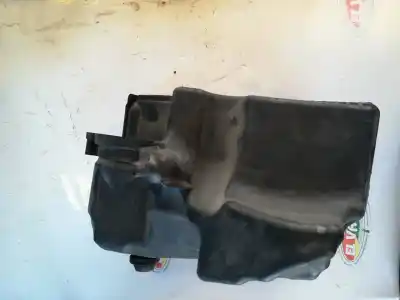 Second-hand car spare part air filter for renault scénic ii (jm0/1_) 1.9 dci (jm0g, jm12, jm1g, jm2c) oem iam references 8200369775