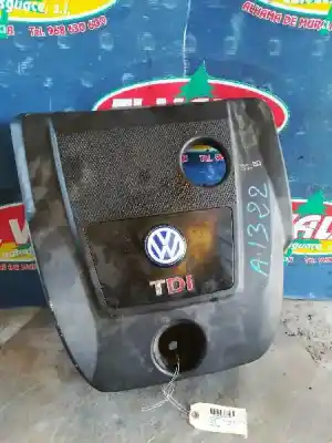 Peça sobressalente para automóvel em segunda mão TAMPA DO MOTOR por VOLKSWAGEN GOLF IV BERLINA (1J1)  Referências OEM IAM   