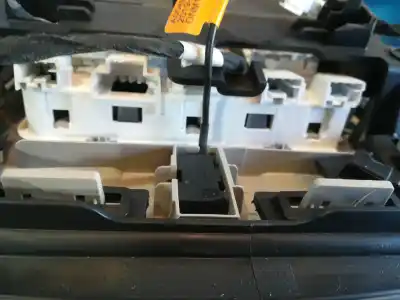 Автозапчастина б/у внутрішне світло для citroen c4 cactus yh01 посилання на oem iam   