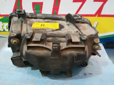Автозапчасти б/у правая фара за audi a4 b5 (8d2) 2.5 tdi ссылки oem iam 8d0941004e  