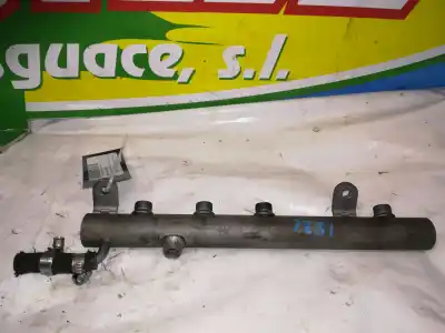 Автозапчастина б/у РАМПА ИНЖЕКТОРА для MERCEDES-BENZ CLASE R (W251)  Посилання на OEM IAM A6420700495  