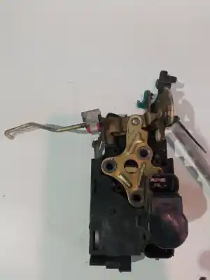 Second-hand car spare part rear left door lock for ssangyong rexton d27dt oem iam references 