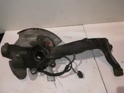 Piesă de schimb auto la mâna a doua Fuzeta dreapta fata pentru VOLKSWAGEN PASSAT B5.5 (3B3)  Referințe OEM IAM 8D0407258  