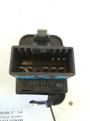 Автозапчастина б/у передній правий віконний вимикач для lancia ypsilon (843_) 1.2 (843.axb1a) посилання на oem iam 735360607  