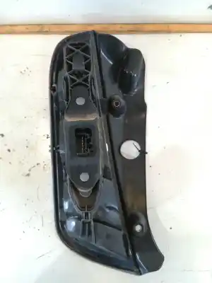 Автозапчасти б/у правый задний фонарь за lancia ypsilon (843_) 1.2 (843.axb1a) ссылки oem iam 51703971  