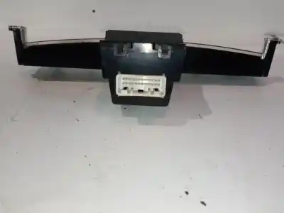 Second-hand car spare part multifunction display for ssangyong rexton d27dt oem iam references 8570008b40