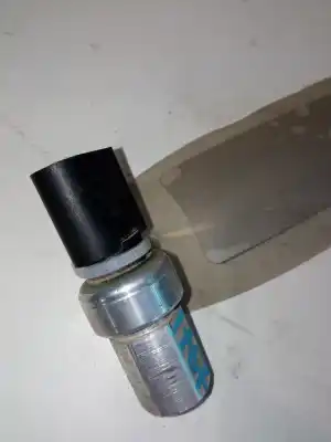 Pezzo di ricambio per auto di seconda mano SENSORE per SEAT IBIZA III (6L1)  Riferimenti OEM IAM 1J0959126  