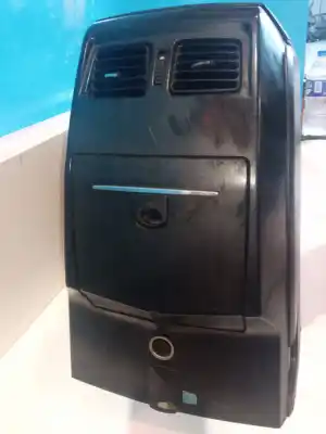 Автозапчастина б/у центральний подлокник для ssangyong rexton d27dt посилання на oem iam 7791008b00  