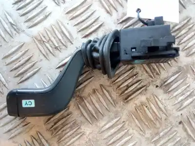 Peça sobressalente para automóvel em segunda mão comutador de limpa vidros por opel corsa c (x01) 1.3 cdti (f08, f68) referências oem iam 09185413 Peça sobressalente para automóvel em segunda mão comutador de limpa vidros por opel corsa c (x01) 1.3 cdti (f08, f68) referências oem iam 09185413