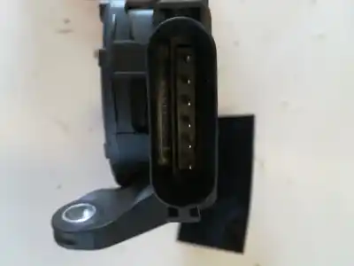 Second-hand car spare part accelerator pedal for ford fiesta vi (cb1, ccn) 1.4 tdci oem iam references 8v219f836ab  