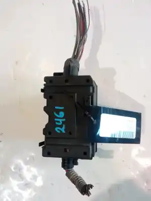 Second-hand car spare part fuse box unit for opel corsa c (x01) 1.3 cdti (f08, f68) oem iam references    Second-hand car spare part fuse box unit for opel corsa c (x01) 1.3 cdti (f08, f68) oem iam references