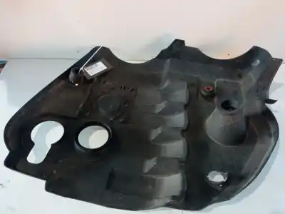 Pièce détachée automobile d'occasion COUVERT DE MOTEUR pour VOLKSWAGEN PASSAT B5.5 (3B3)  Références OEM IAM 38103925  