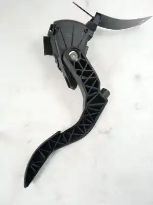Second-hand car spare part accelerator pedal for audi a4 b7 avant (8ed) 2.0 tdi 16v oem iam references 8e1721523c
