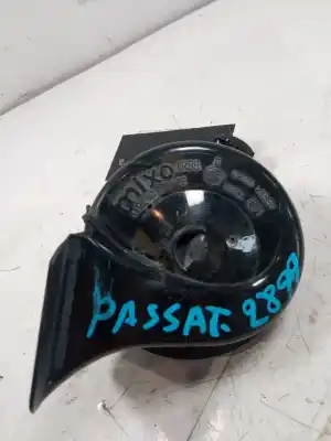 Second-hand car spare part horn for volkswagen passat b3/b4 variant (3a5, 35i) 1.9 tdi oem iam references e200884