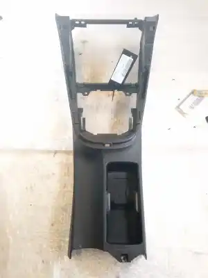 Pezzo di ricambio per auto di seconda mano CONSOLE CENTRALE per VOLKSWAGEN GOLF VI (5K1)  Riferimenti OEM IAM 5K0863243C  