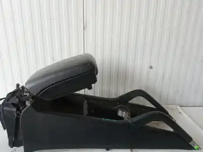 Автозапчасти б/у центральный подлокотник за porsche cayenne (typ 9pa) m4800 ссылки oem iam 7l5863239