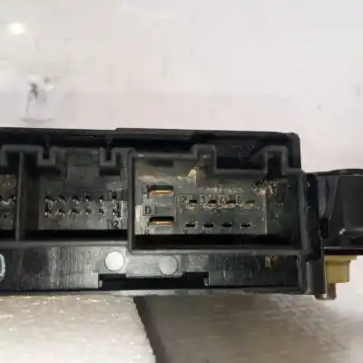 Автозапчасти б/у мотор переднего левого стекла за audi a4 b6 (8e2) 2.0 ссылки oem iam 105840101  