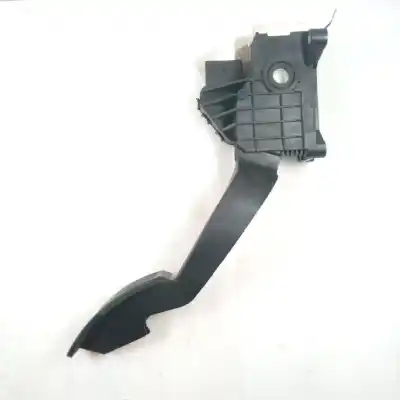Second-hand car spare part accelerator pedal for opel corsa e b13dte oem iam references 13305804