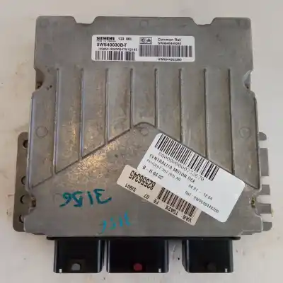 Tweedehands auto-onderdeel ECU MOTORCONTROLLER voor PEUGEOT 307 (S1) RHY OEM IAM-referenties SW9646449280  